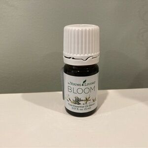 NEW Young‎ Living Essential Oils, BLOOM Blend, 5ml